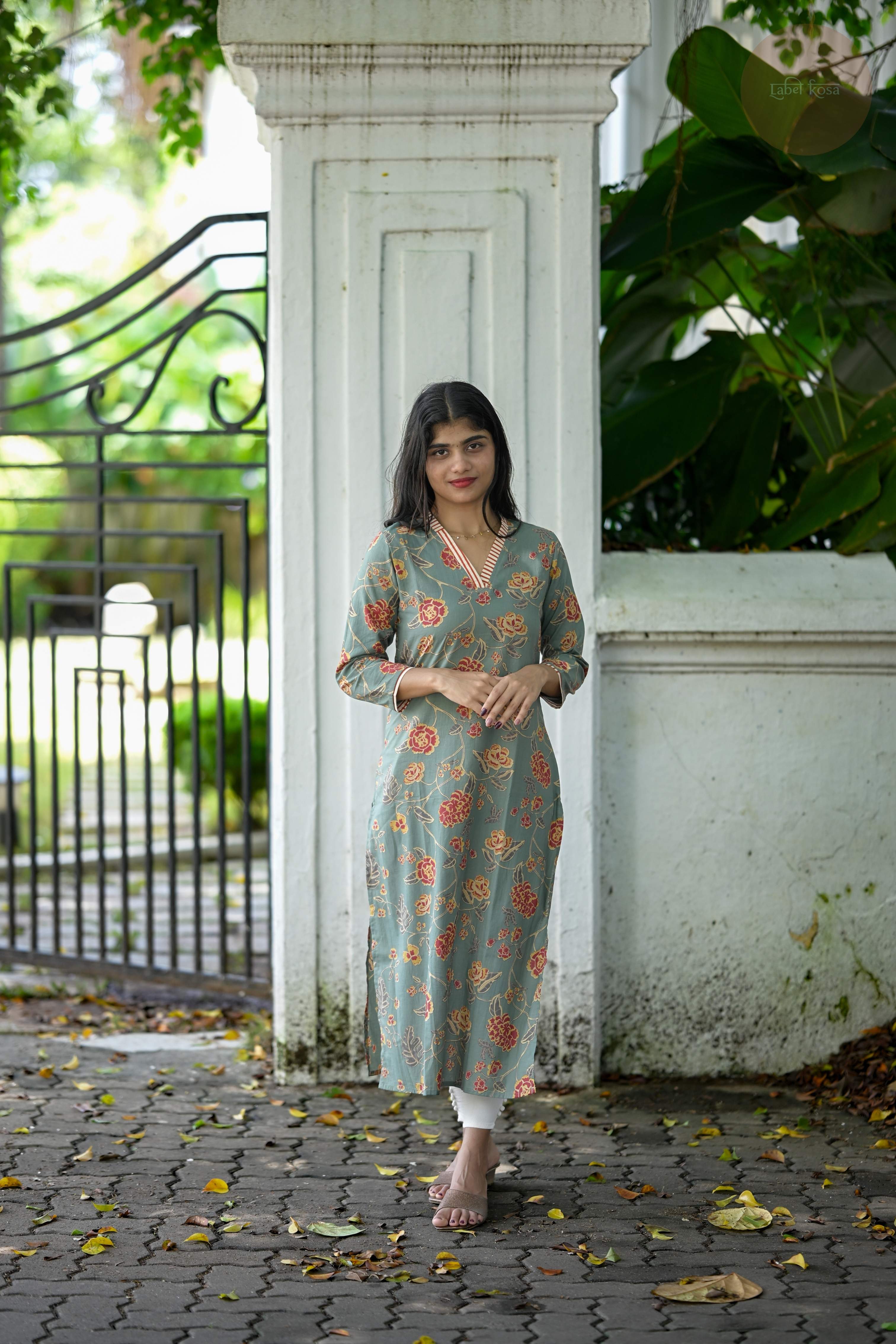 Taal - Screen Print Cotton Green Floral Kurti