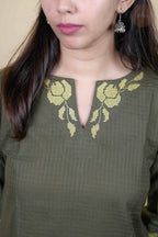 Raag -Self Check Cotton With Embroidery Sap Green Kurti