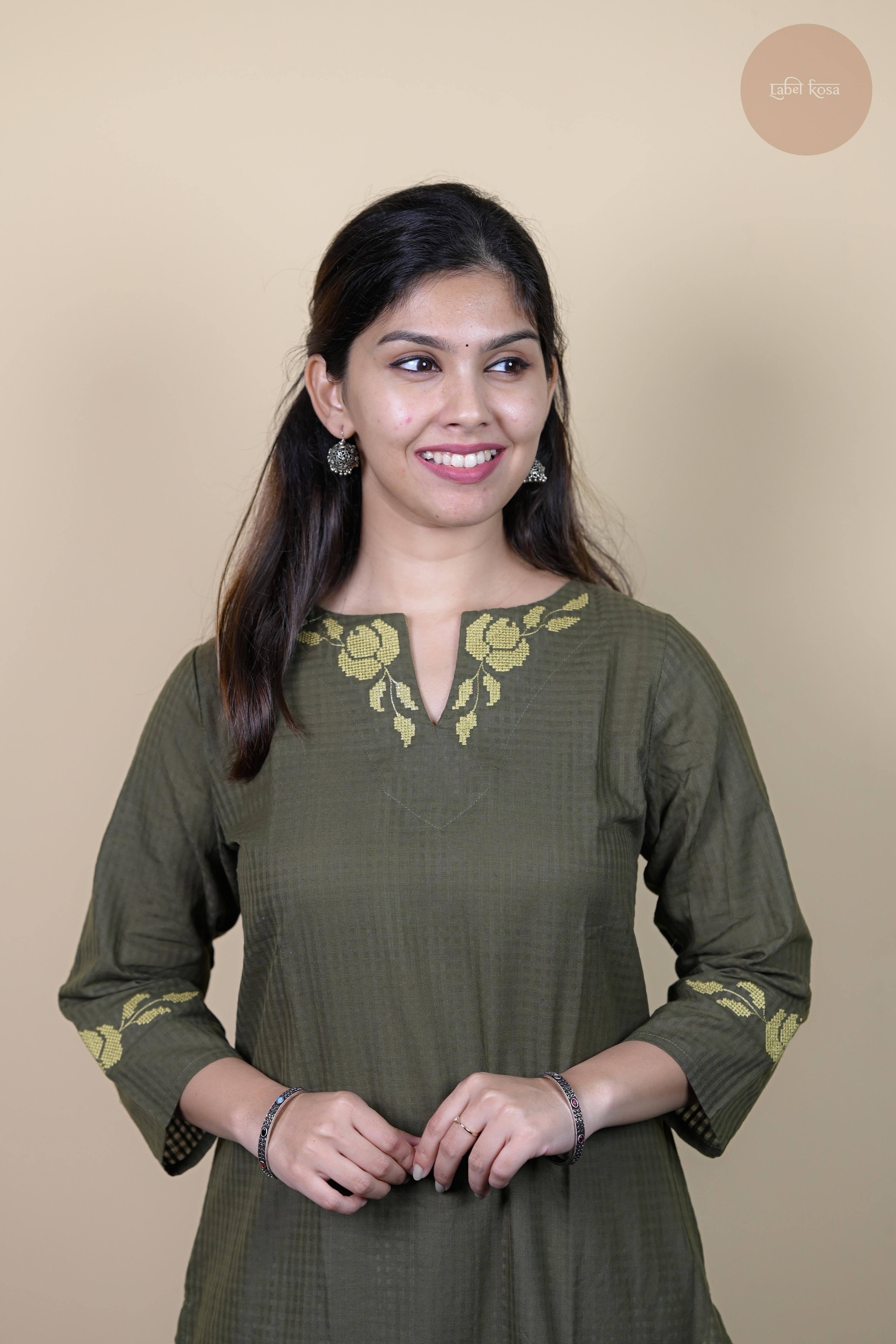 Raag -Self Check Cotton With Embroidery Sap Green Kurti