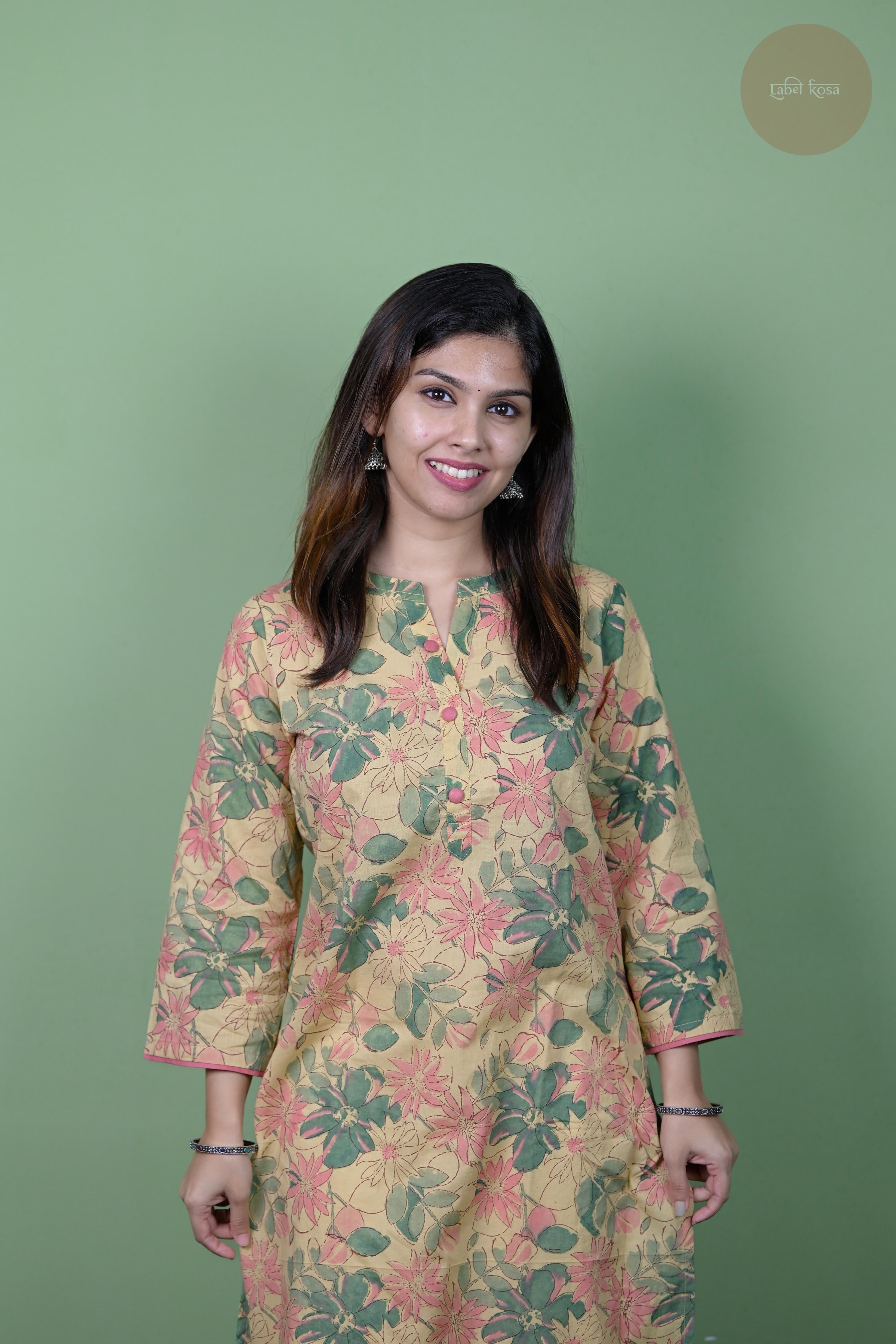 Niram - Handblock Beige Floral Kurti
