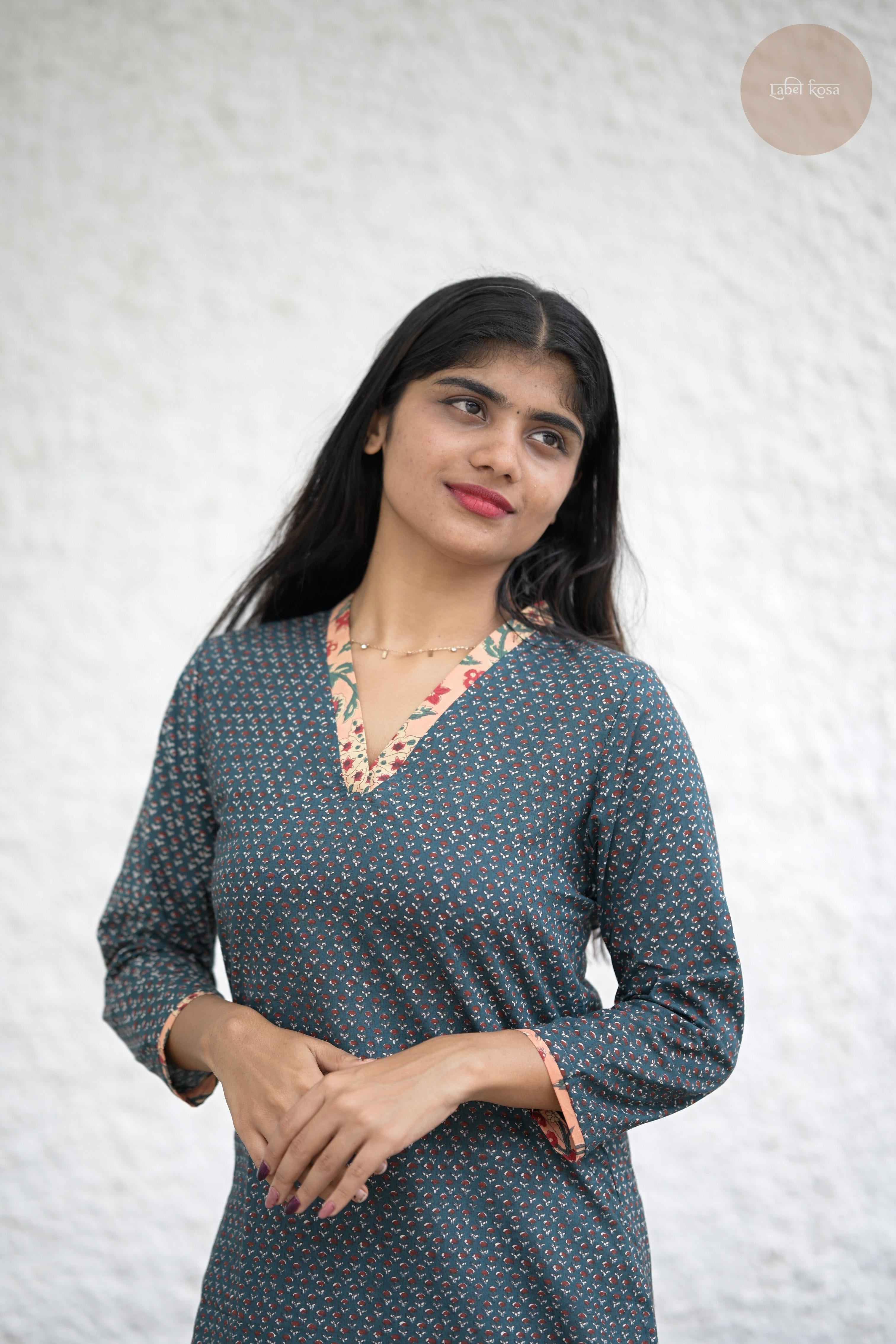 Taal - Screen Print Cotton Peacock Green Kurti